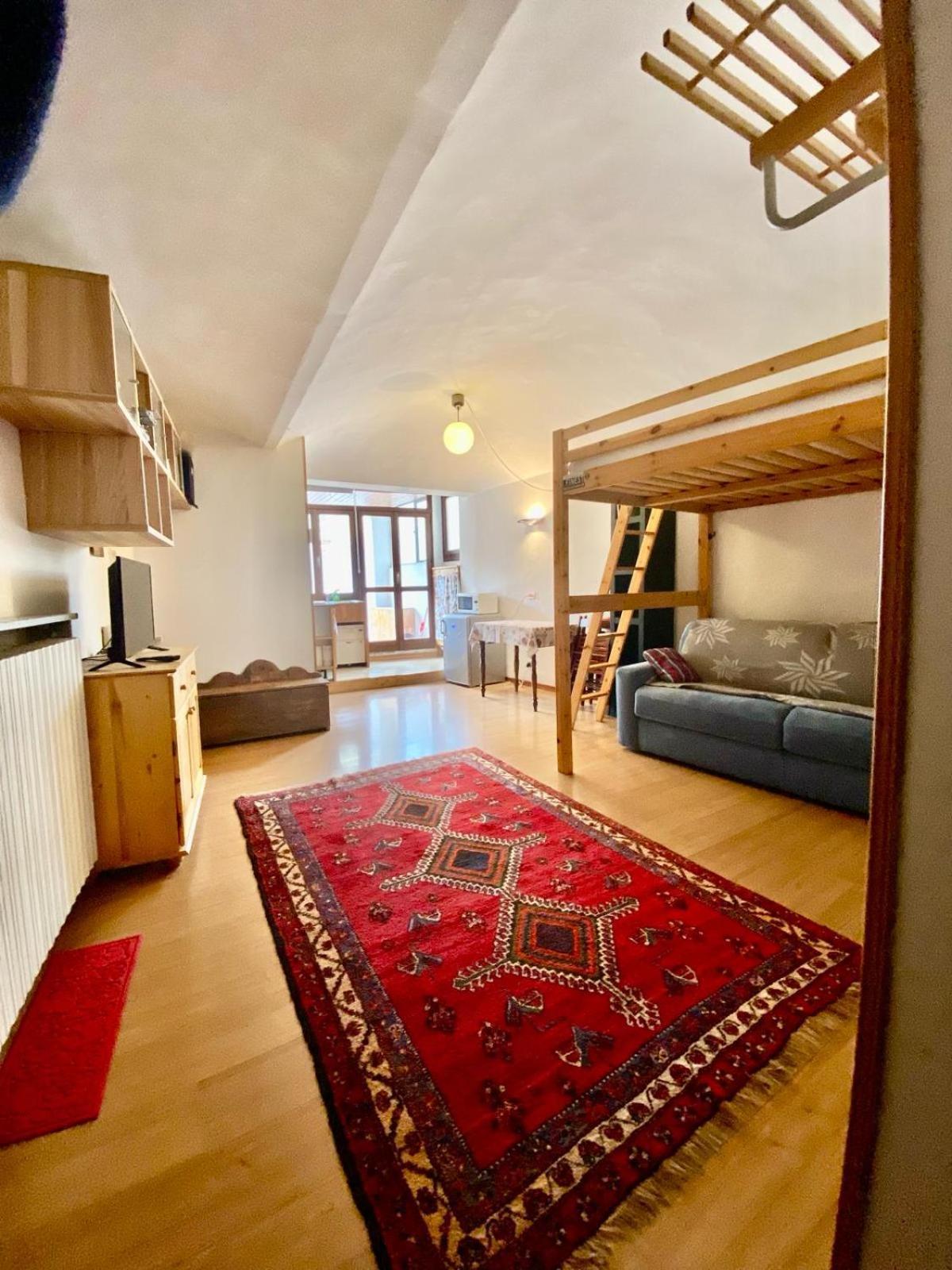 Monolocale Accogliente Apartman Bardonecchia Kültér fotó