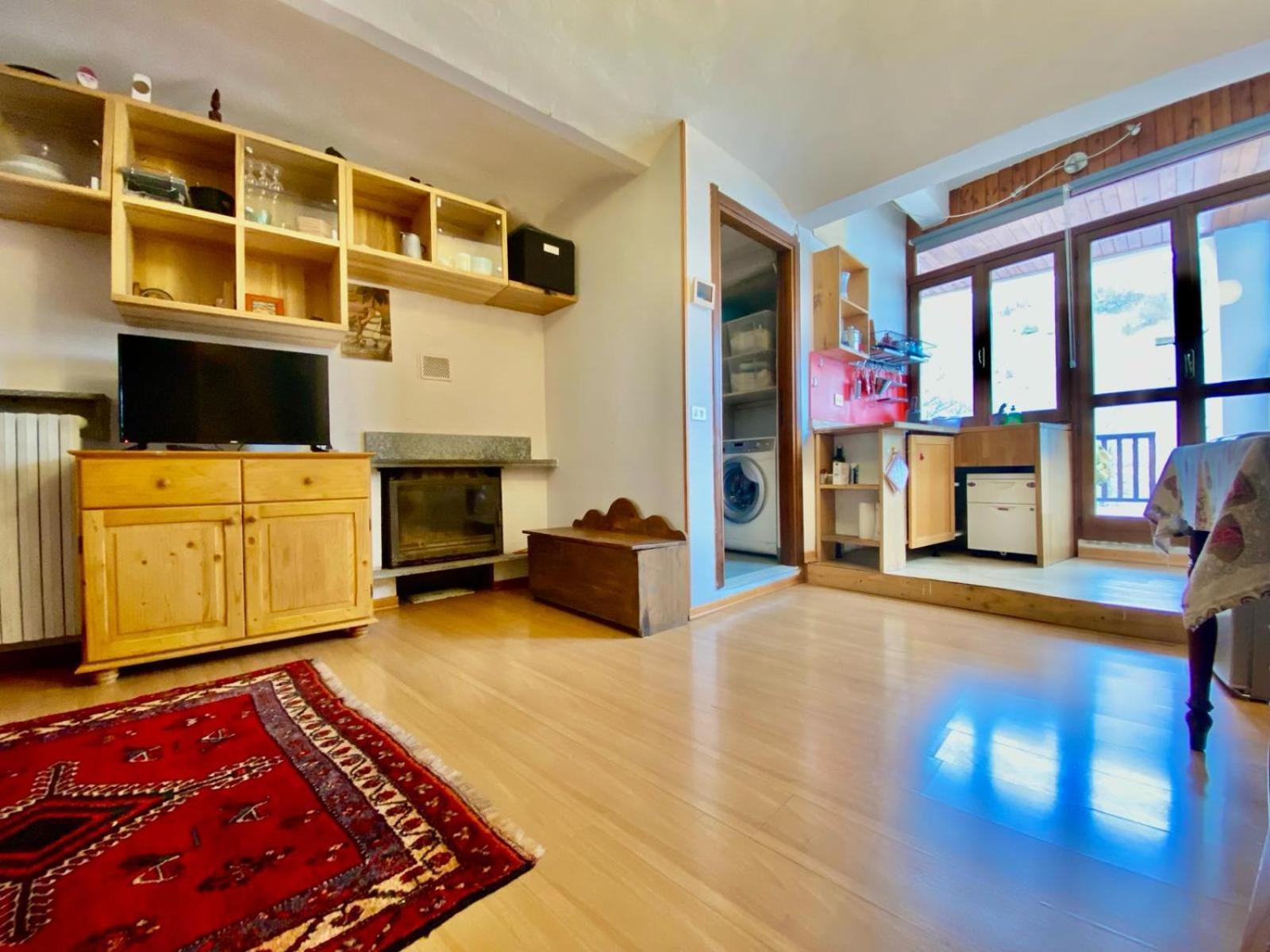 Monolocale Accogliente Apartman Bardonecchia Kültér fotó